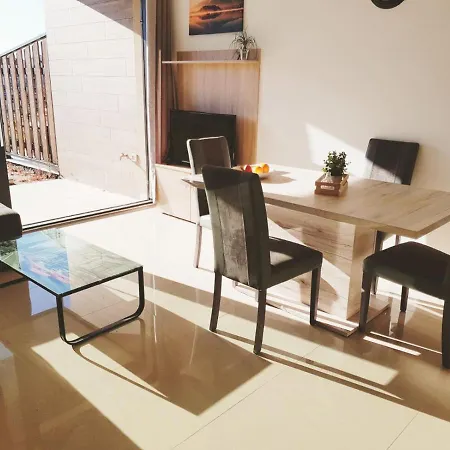 Apartment Wood Medulin